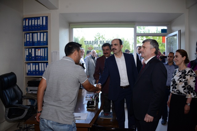 baskan-altay-altinekin-ve--8.jpg