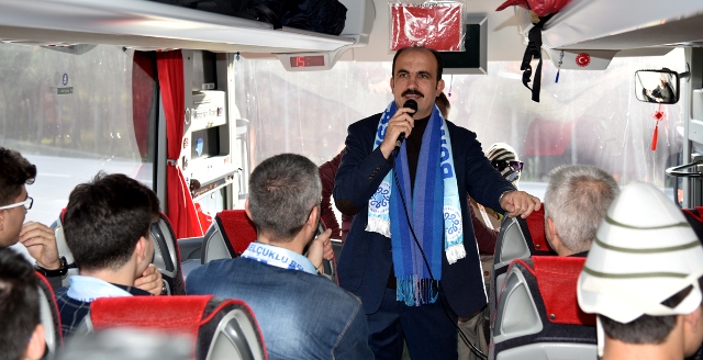 baskan-altay-genclerle-canakkalede-(1)-002.jpg