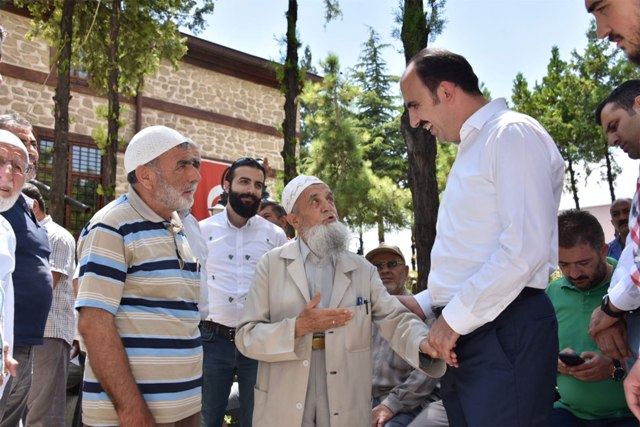 baskan-altay-sahip-ata-camii’nde--1.jpg