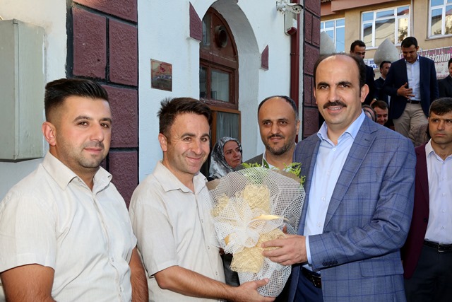 baskan-altay;-hizmet-etmek-yeni--10.jpg