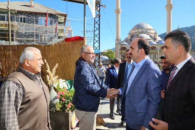 baskan-altay;-hizmet-etmek-yeni--3.jpg