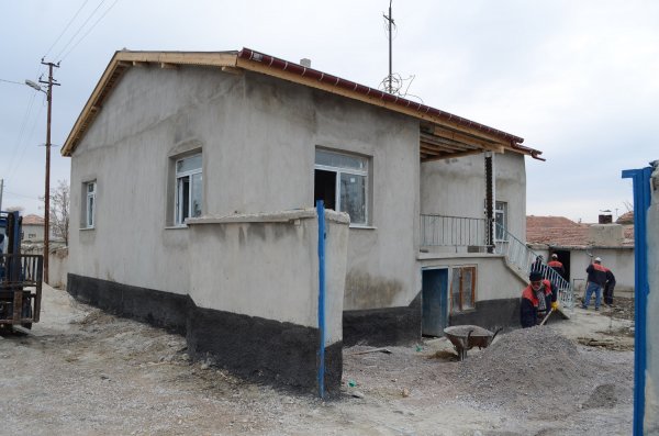 baskan-hancerli-evi-yanan-ailenin-yaninda-(7).jpg