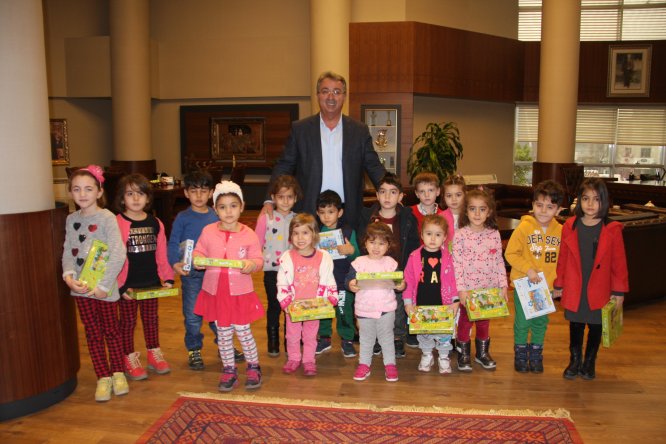 baskan-hancerli-minik-ogrencilerini--(4).jpg