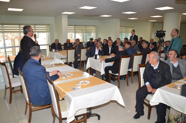 baskan-hancerli-muhtarlarla-istisare-toplantisi-gerceklestirdi-(3).jpg