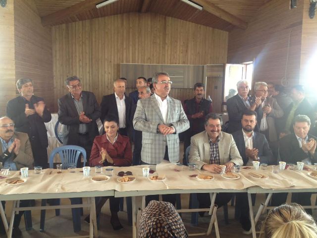 baskan-hancerli-sandiklardan-gumbur-gumbur-evet-cikacak-(4).jpg