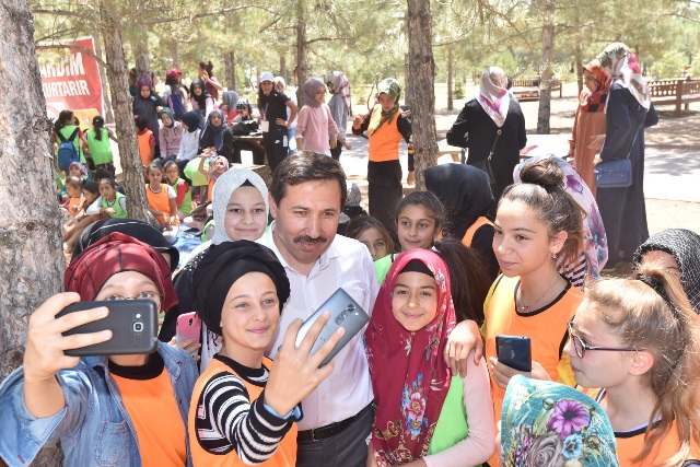 baskan-kilca,-yaz-kampi’ni-gezdi--(3).jpg