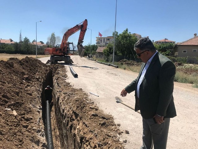 baskan-ozguven,-sahadaki--(2).jpg