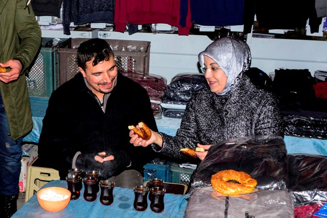 baskan-toru’dan-pazarci-esnafina-ziyaret-(1).jpg