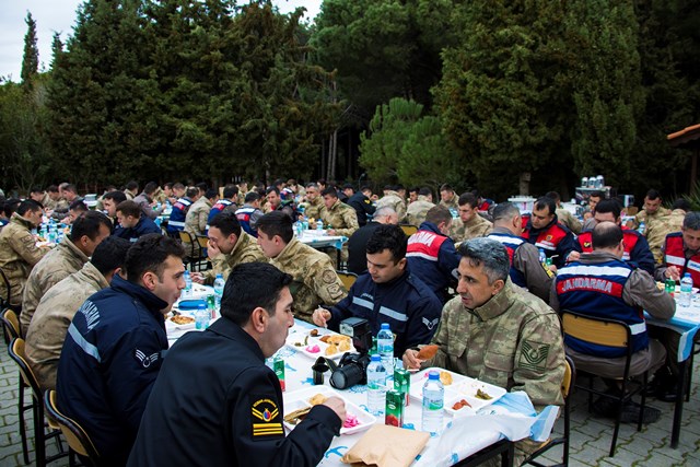 baskan-toru,-mehmetcikle-bir-araya-geldi--(8).jpg