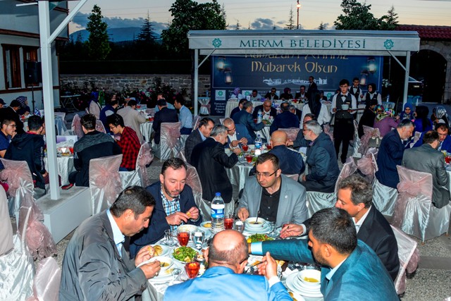 baskan-toru-iftarda-bulusturdu-(4)-002.jpg