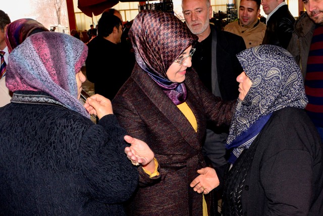 baskan-toru-kalfalar-pazari’nda-(6).jpg