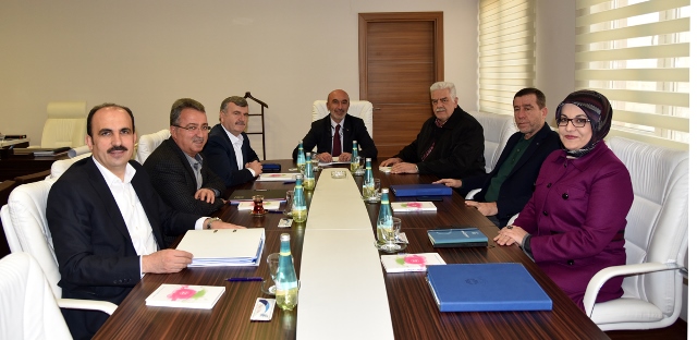 baskanlar-selcukluda-yatirimlari-degerlendirdi.jpg