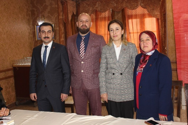 bbp’li-kadinlar-secim--(1).jpeg