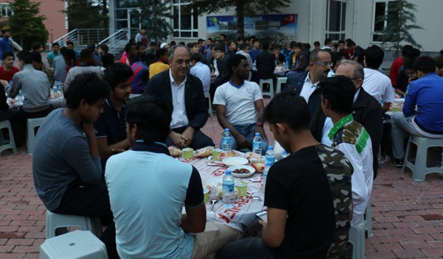 bem-bir-sen-yabanci--(2).jpg