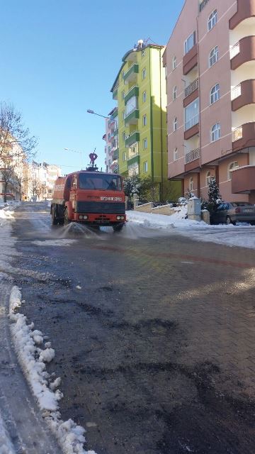 beysehir’de-buzlanmaya-karsi-solusyon-kullaniliyor-(1).jpg