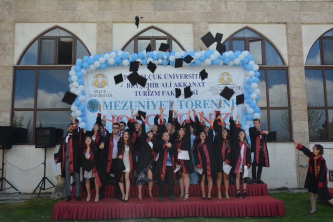 beysehir-ali-akkanat-turizm-fakultesinde--(2).jpg