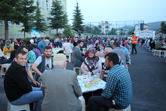 beysehirde-mahalle-iftarlari-(3).jpg