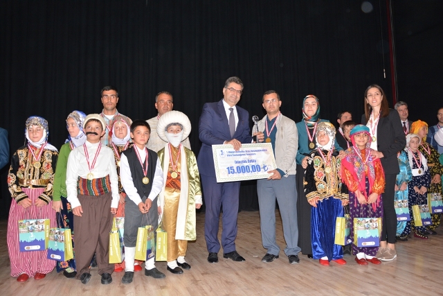 birinci-ulusal-ilkokullararasi-fikra-canlandirma-yarismasi-(24).jpg