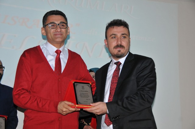 bogazici-egitim-kurumlarindan-ay-yildizli--(3).jpeg