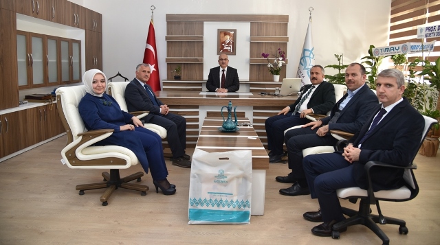 buyuk’e-ziyaretler-devam--(10).jpg