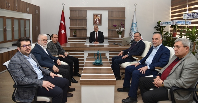 buyuk’e-ziyaretler-devam--(3).jpg