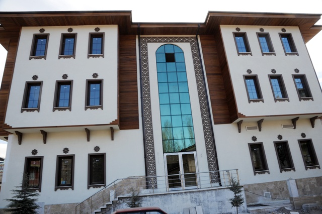 buyuksehir’den-bozkir’a-sehir-konagi.jpg buyuksehir’den-bozkir’a-sehir-konagi.jpg