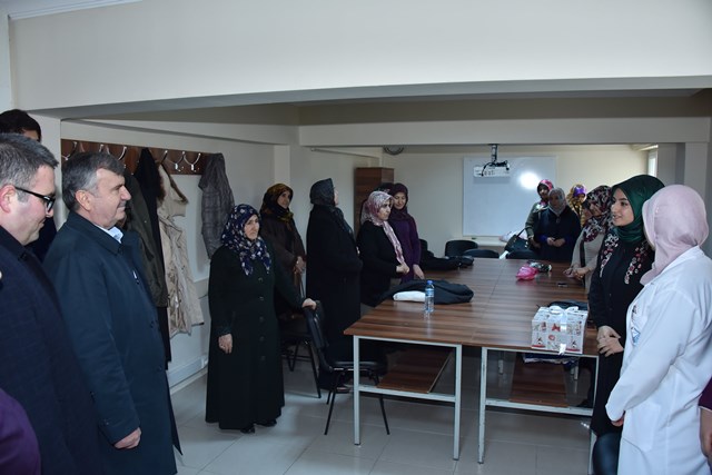 buyuksehir’den-yunak’ta-yatirim-hamlesi-6.jpg