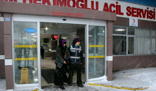 bylockcu-6-ogretmen-gozaltinda-(3)-copy.jpg