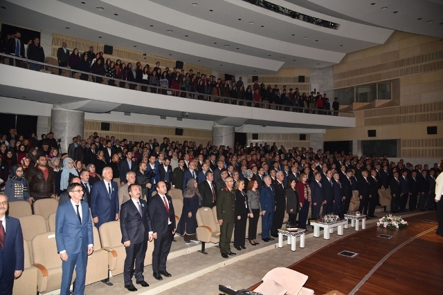 canakkale-sehitleri-konya’da-anildi--(11).jpg