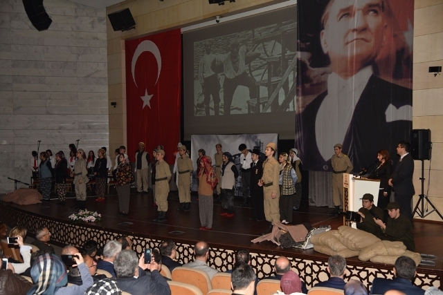 canakkale-sehitleri-konya’da-anildi--(14).jpg