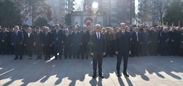 canakkale-sehitleri-konya’da-anildi--(2)-001.jpg