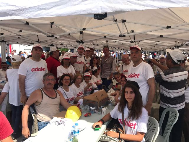 chp-selcuklu’dan-“adalet”-yuruyusune-destek-(2).jpg