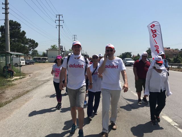 chp-selcuklu’dan-“adalet”-yuruyusune-destek-(3).jpg