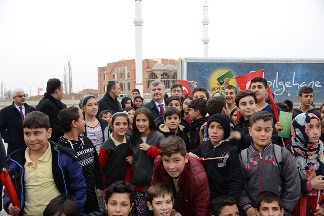 cocuklarimizin-milli-ve-manevi-degerlere-bagli-yetismesi-icin-calisiyoruz-(7).jpg