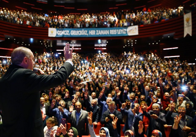 cumhurbaskani-erdogan-selcuklu-kongre-merkezini-acti-(4).jpg