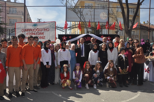 cumralioglu-imam-hatip-ortaokulunda-nevruz-bayrami-kutlandi-(1).jpg
