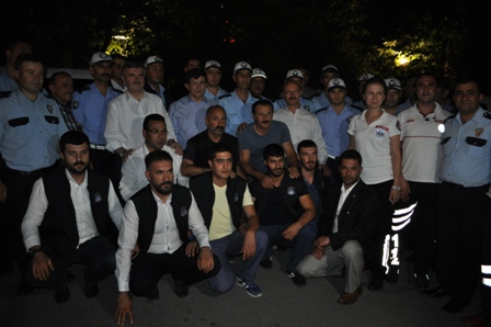 davutoglu-cay--(1).jpg