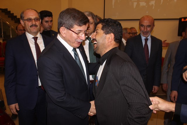 davutoglu-karapinari-ziyaret-etti-(2).jpg