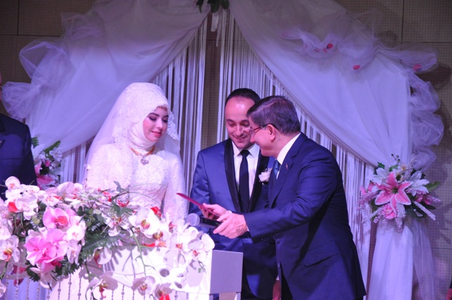 davutoglu-nikah-sahitligi-yapti-(2).jpg