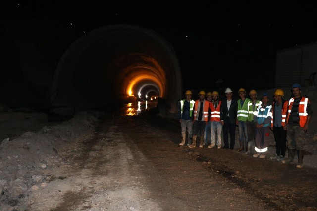 demirkapi-tunelinin-iki-ucunda-8-10-derecelik-sicaklik-farki--(5).jpg