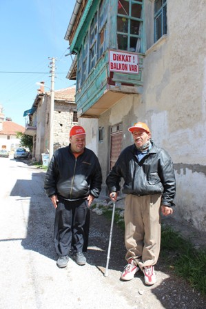 dikkat-balkon-var.jpg dikkat-balkon-var.jpg