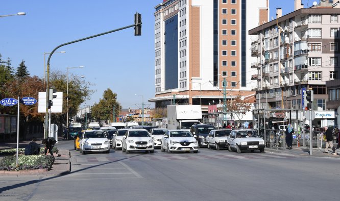 dinamik-kavsaklar-trafigi-rahatlatti-6.jpg