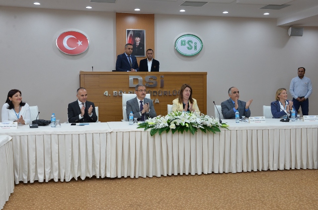 dis-hekimligi-dekanlar-konseyi,-konya’da-bulustu-(2).jpg