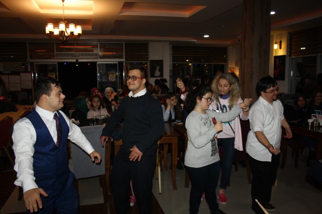 down-cafe’de-fener-alayi-coskusu---(3).jpeg