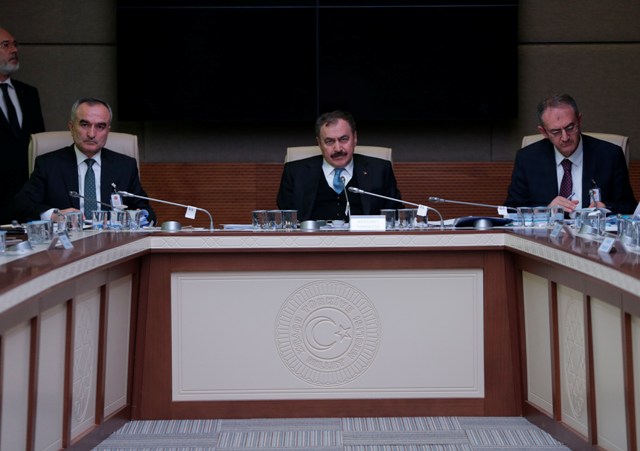dsi-kanunu-ve-bazi-kanunlarda-degisiklik-yapan-tasari-komisyonda--(4).jpg