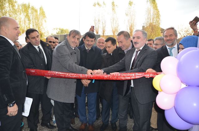 duisburg-beeck-ditib-yeni-camii-ibadete-acildi-(1).jpeg
