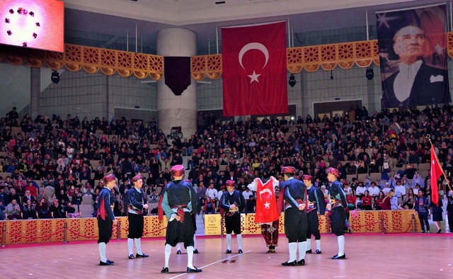 dunya-engelliler-gunu-etkinlikleri-mevlana-kultur-merkezinde--(11).jpg