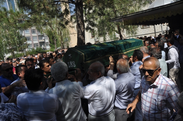 ebdullah-gencer-vefat-etti--(15).jpg