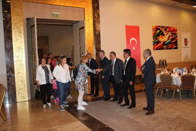 eczacilar-iftar-yemeginde--(2).jpeg