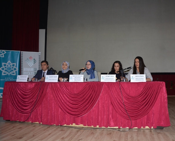 edebiyatimizin-yerli-ve-milli-sesi-tarik-bugra-programinin-kapanis--(4).jpg